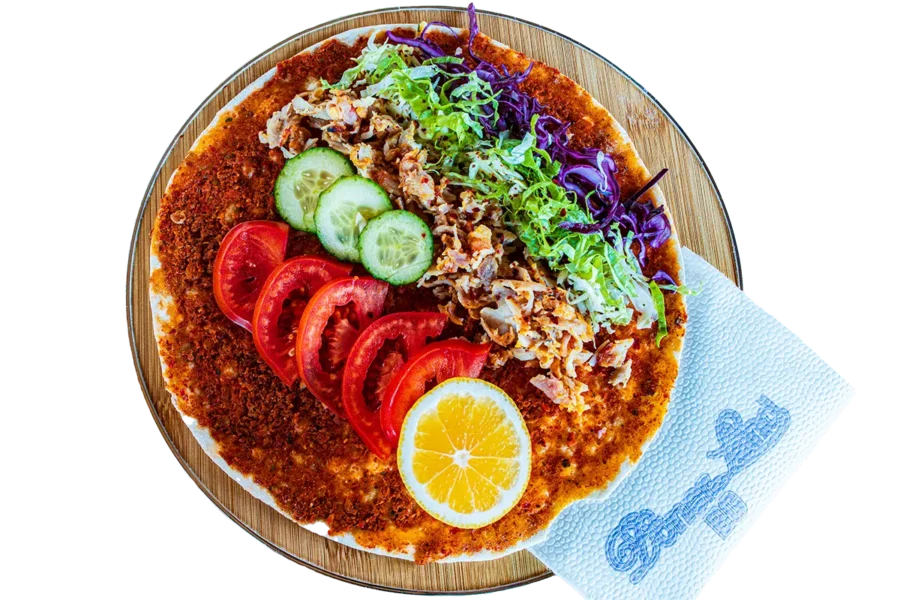 Лахмаджун с месо и зеленчуци – Дюнер Ланд Разград