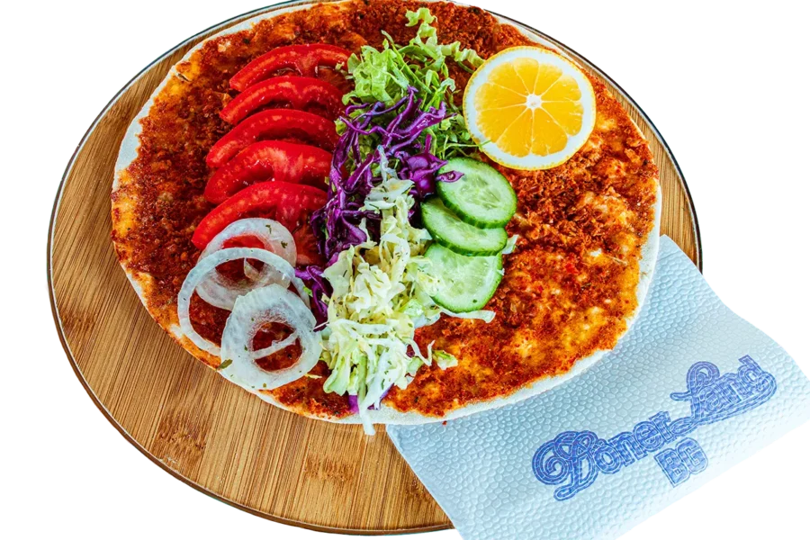 Лахмаджун с месо и зеленчуци – Дюнер Ланд Разград